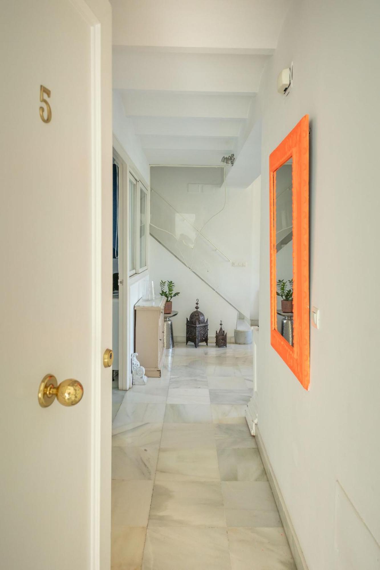 Charming 2 Bedroom Boutique Triplex Apartment With Private Terrace At Seville City Center By Ocityzen Extérieur photo
