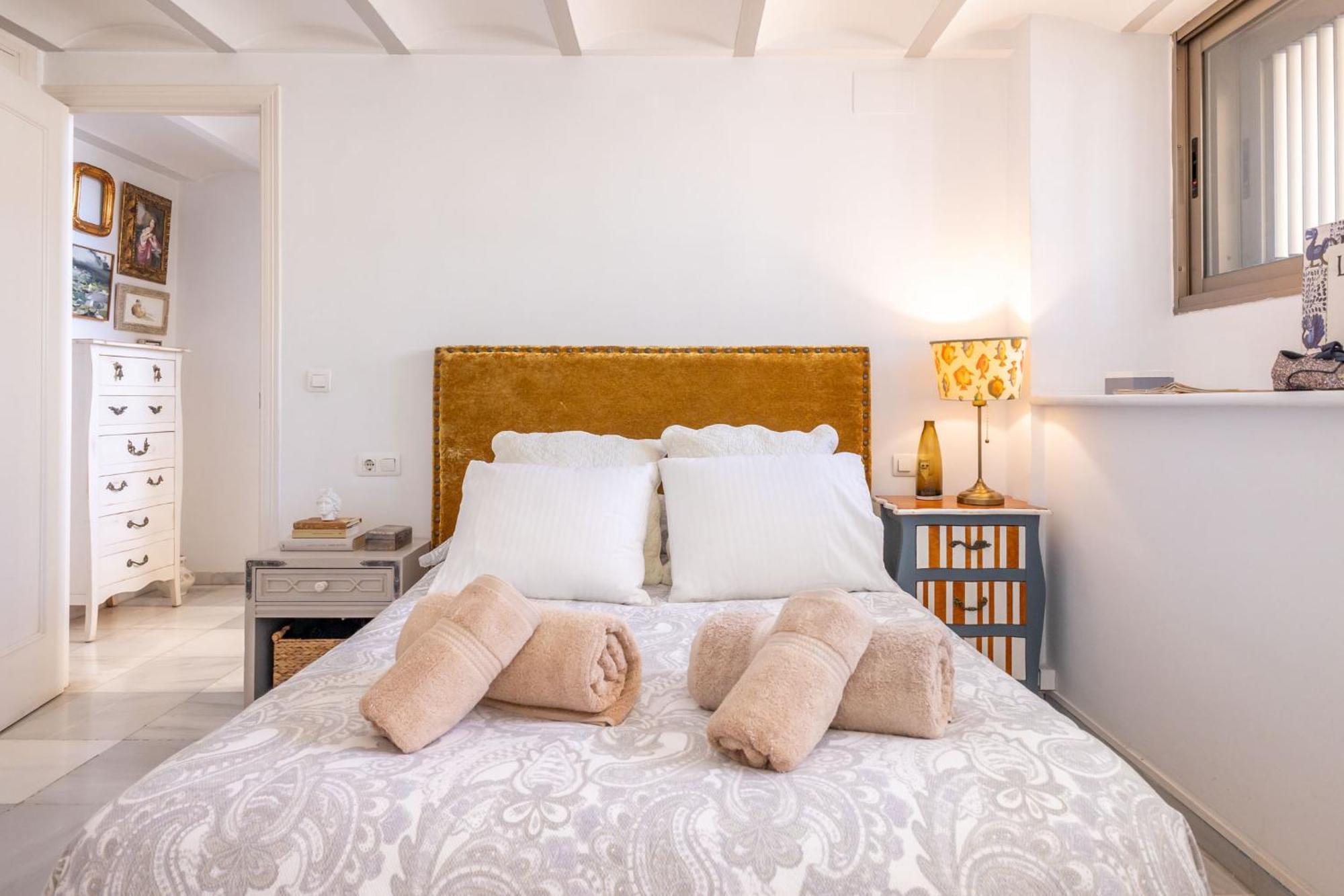 Charming 2 Bedroom Boutique Triplex Apartment With Private Terrace At Seville City Center By Ocityzen Extérieur photo